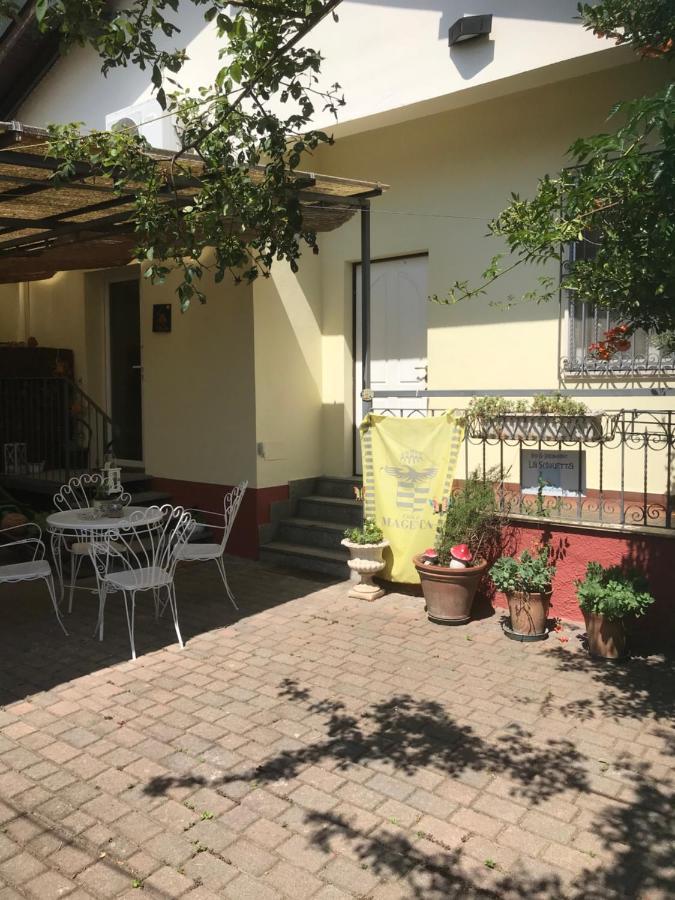 B&B La Sciguetta Magenta Ngoại thất bức ảnh