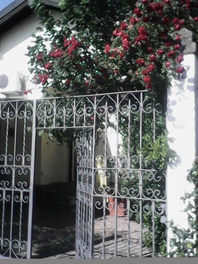 B&B La Sciguetta Magenta Ngoại thất bức ảnh